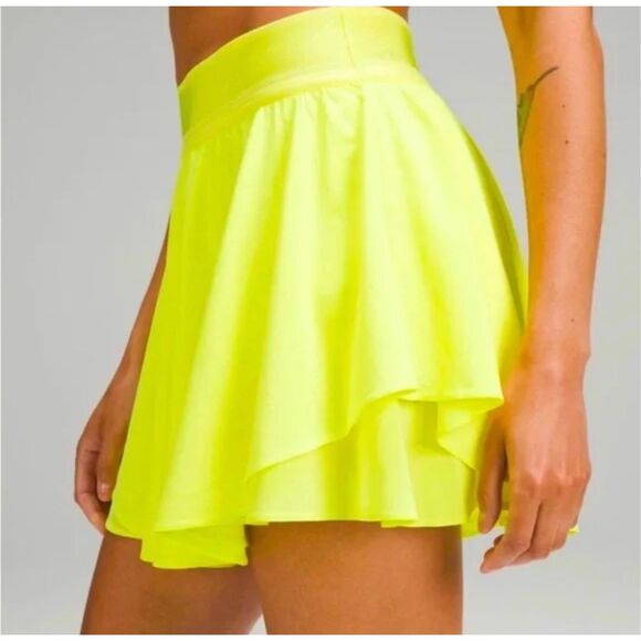 Lululemon Court Rival High-Rise Skirt Electric Lemon Size‎ 4 - Picture 1 of 10